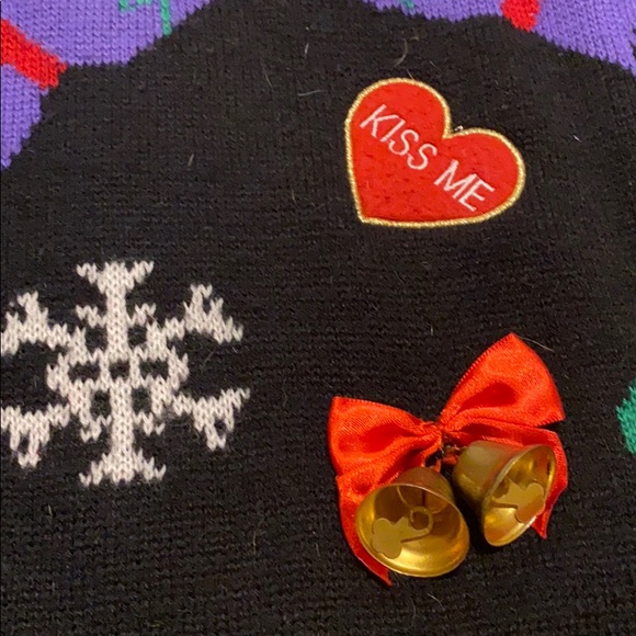 Ugly Christmas festive sweater - Picture 3 of 3